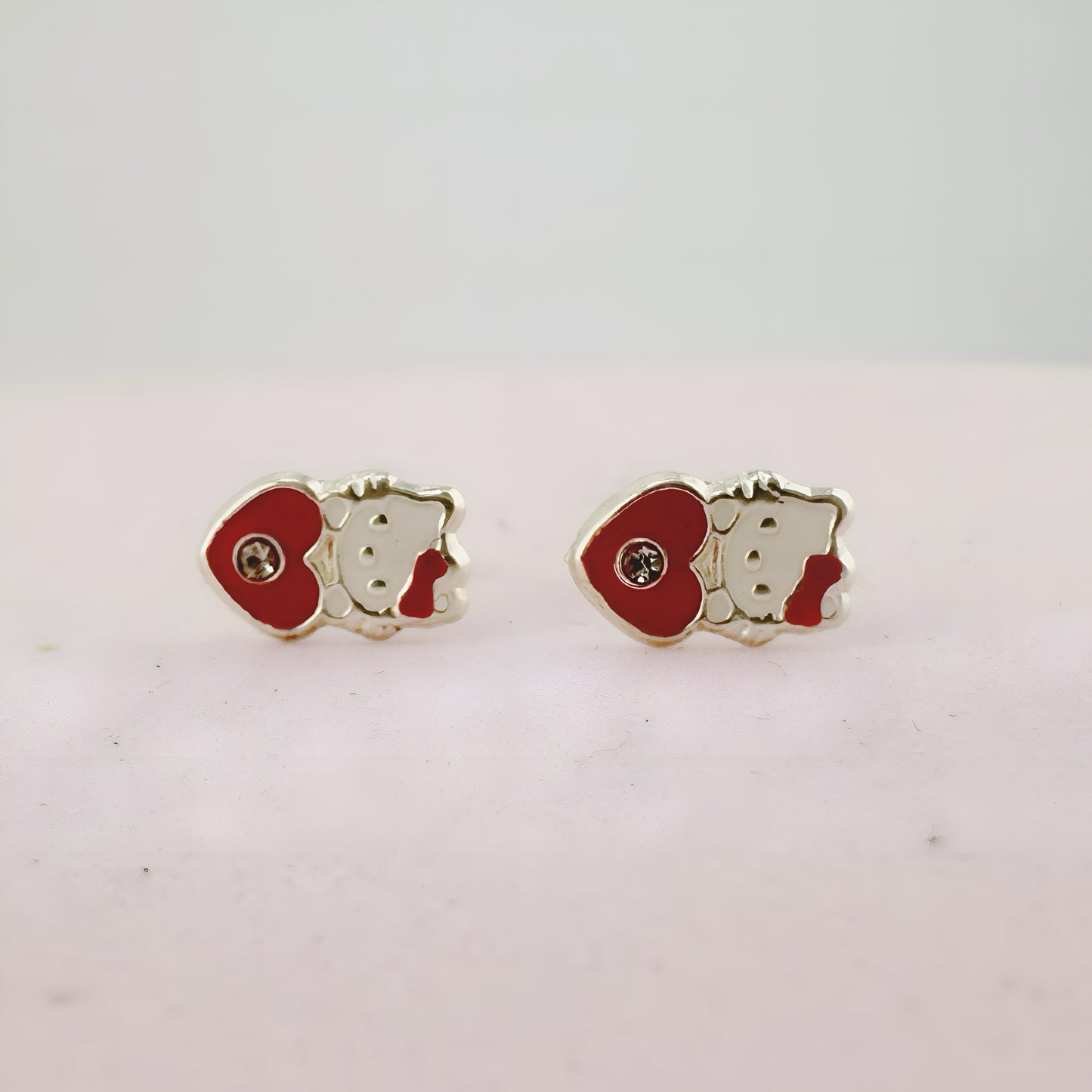 Arete Broquel Kitty Zirconia