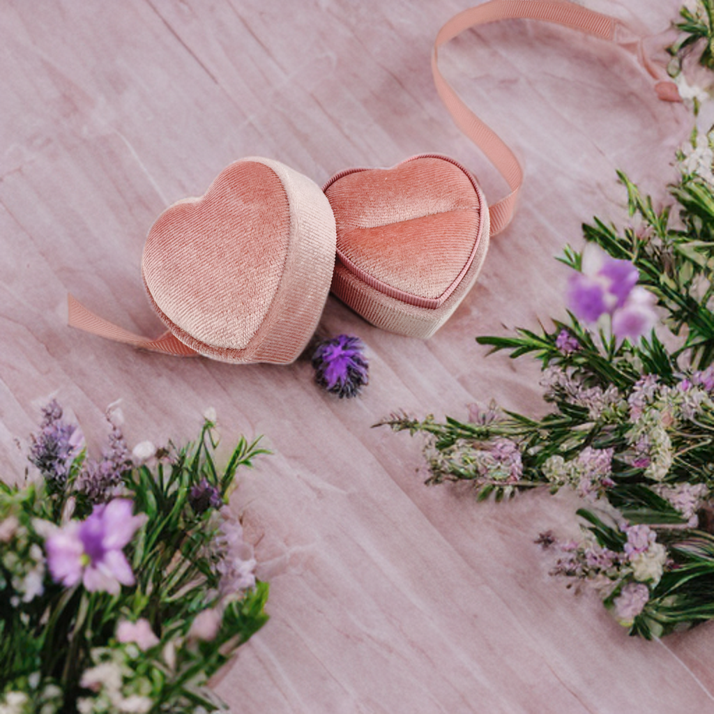 Estuche Corazón terciopelo Rosa