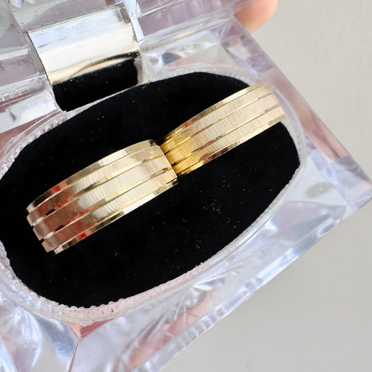 Argolla Elegante con Baño de Oro