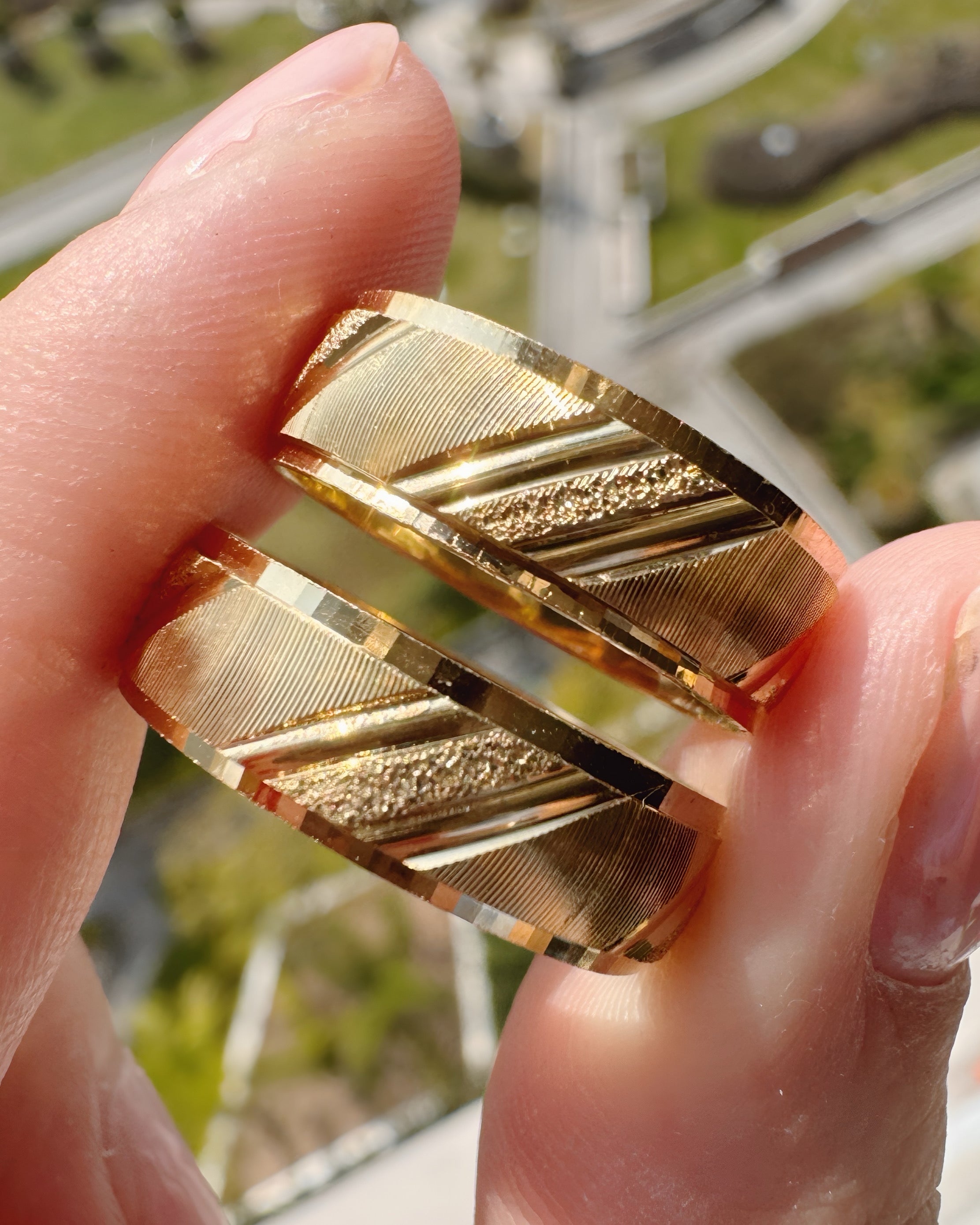 Argolla caramelo con baño de Oro 24k