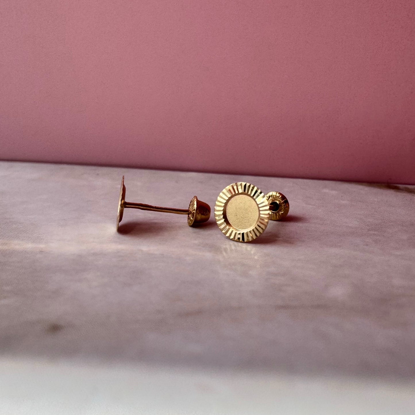 Círculo con relieve