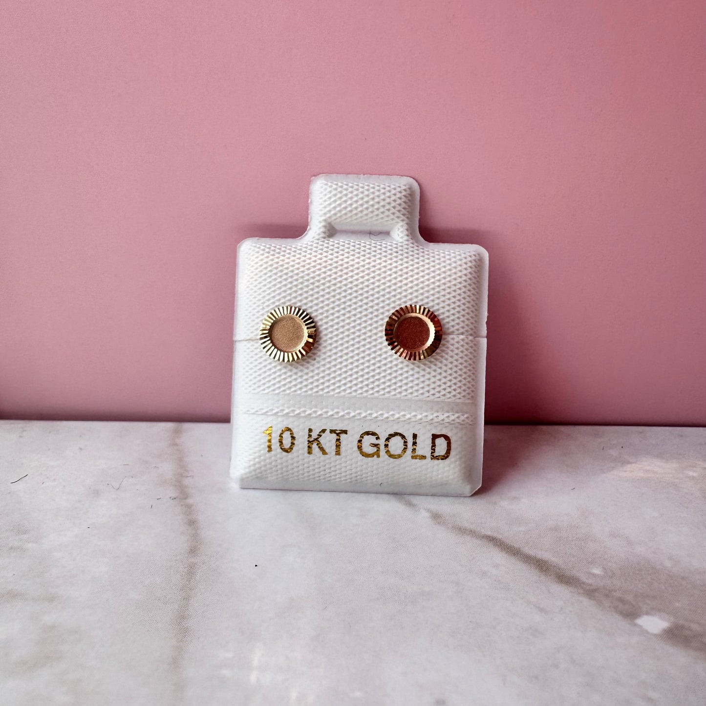 Círculo con relieve