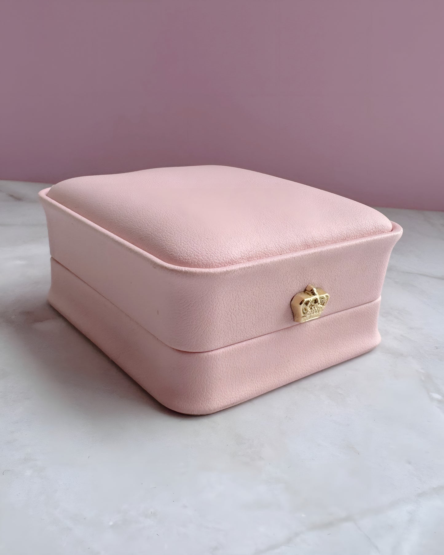 Estuche Corona Rosa 🩷